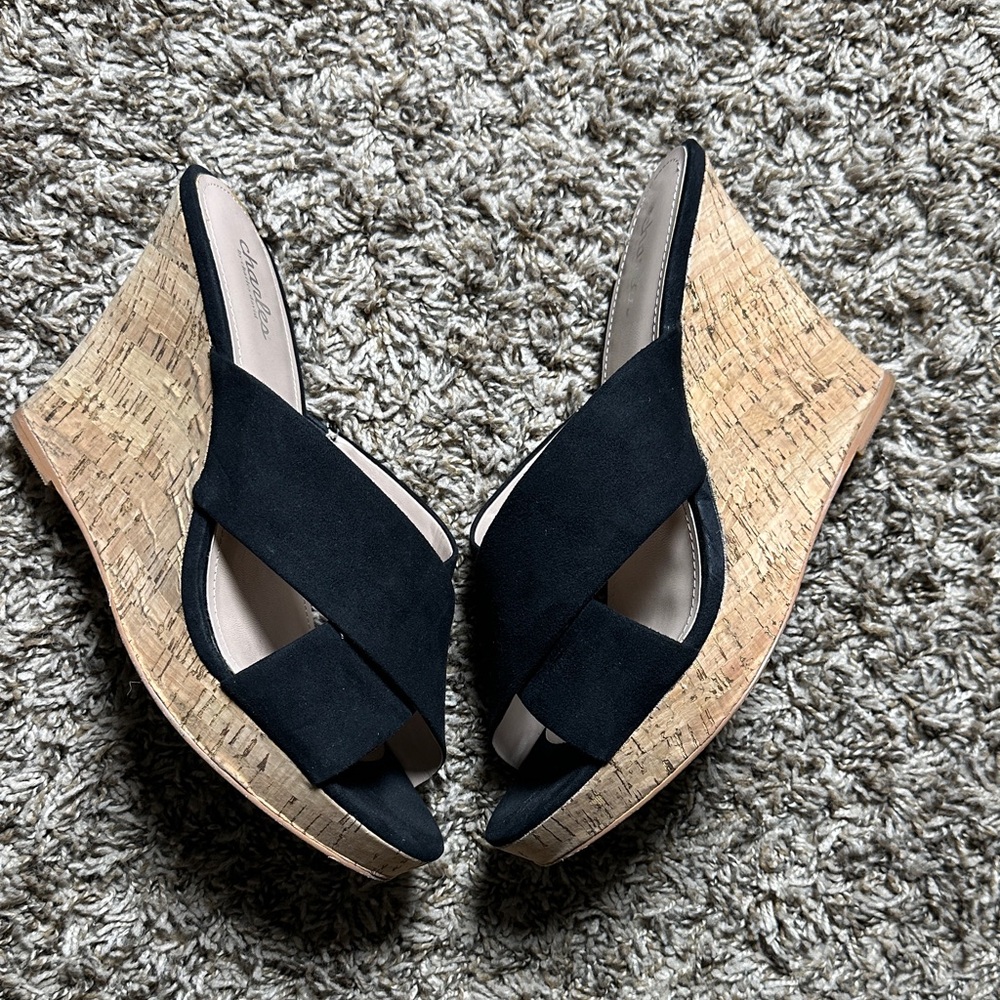 Charles By Charles David Black Crisscross Mules size 11 - Picture 2 of 6